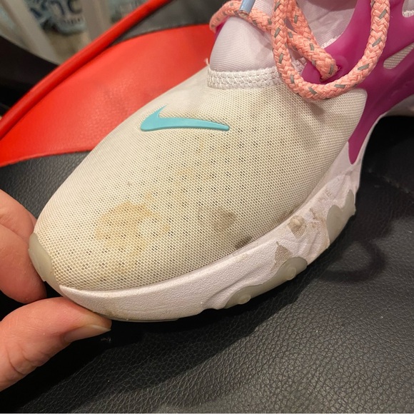 Nike React Presto Athletic Shoes Women’s size 8.5 White Hyper Violet - Picture 7 of 7